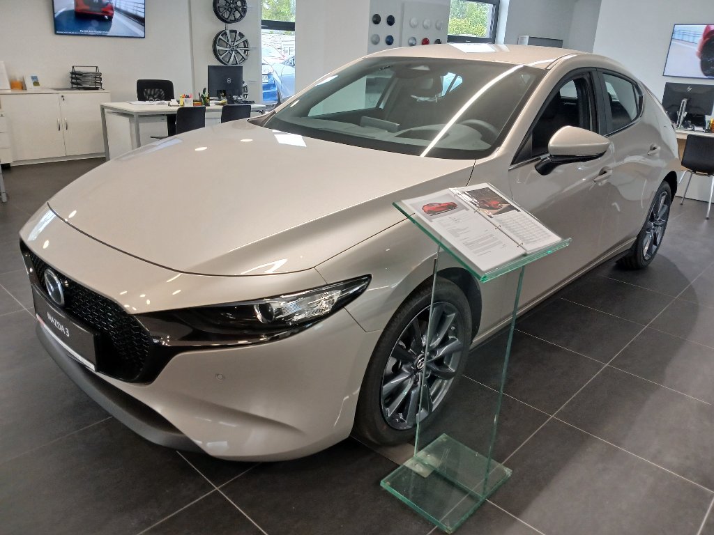 Mazda 3